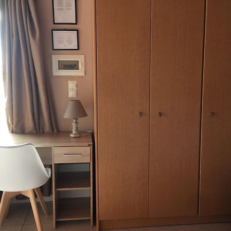 Penthouse Studio Next To The Sea Đảo Đảo Salamis Ngoại thất bức ảnh