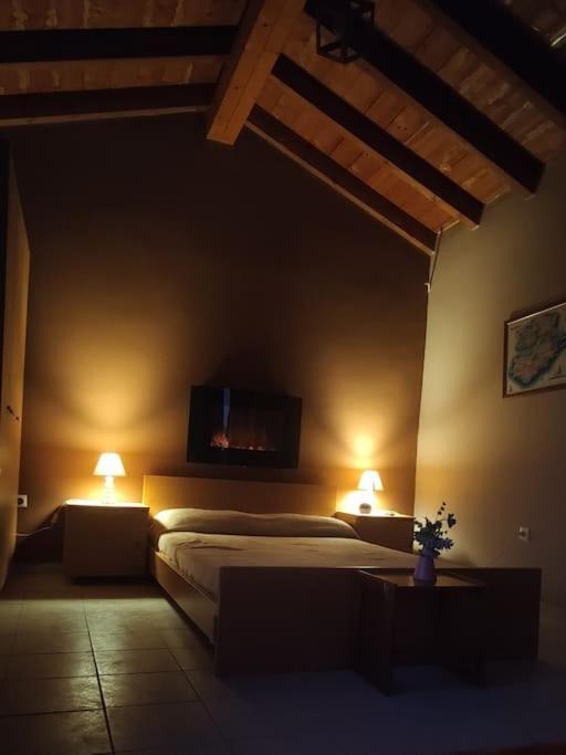 Penthouse Studio Next To The Sea Đảo Đảo Salamis Ngoại thất bức ảnh
