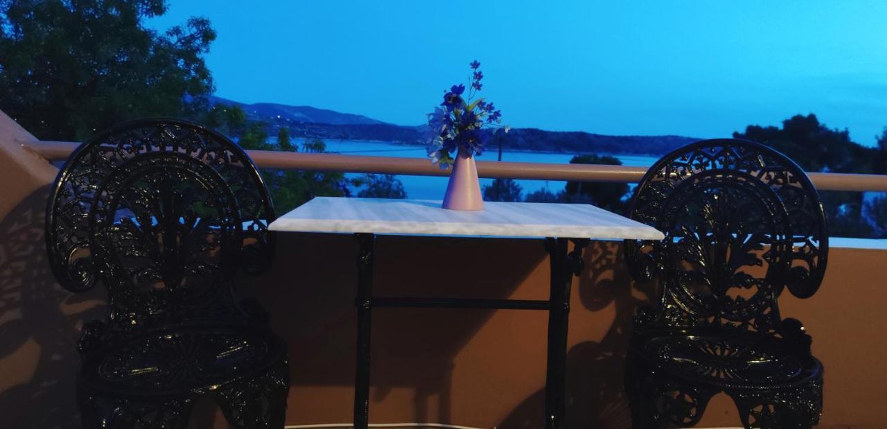 Penthouse Studio Next To The Sea Đảo Đảo Salamis Ngoại thất bức ảnh