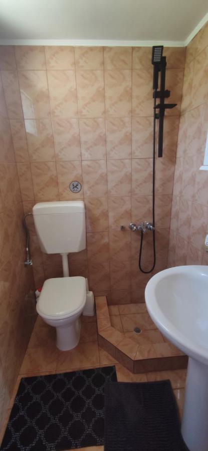 Penthouse Studio Next To The Sea Đảo Đảo Salamis Ngoại thất bức ảnh