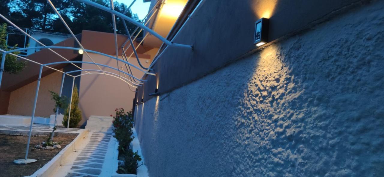 Penthouse Studio Next To The Sea Đảo Đảo Salamis Ngoại thất bức ảnh